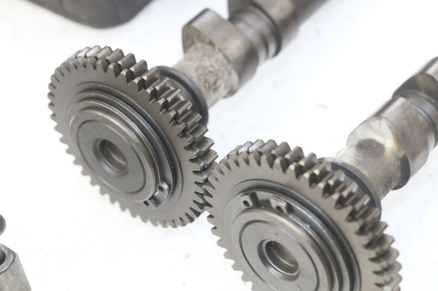 photo de TESTATA ANTERIORE HONDA VFR FI RC46 800 (1998 - 2001)