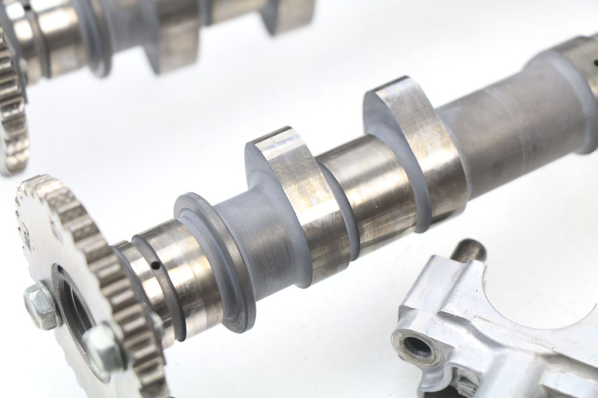 photo de Testata HONDA CBR 929 RR FIREBLADE 900 (2000 - 2001) - Altra angolazione