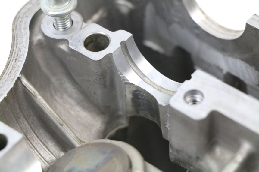 photo de Testata HONDA CBR 929 RR FIREBLADE 900 (2000 - 2001) - Ricambio usato controllato