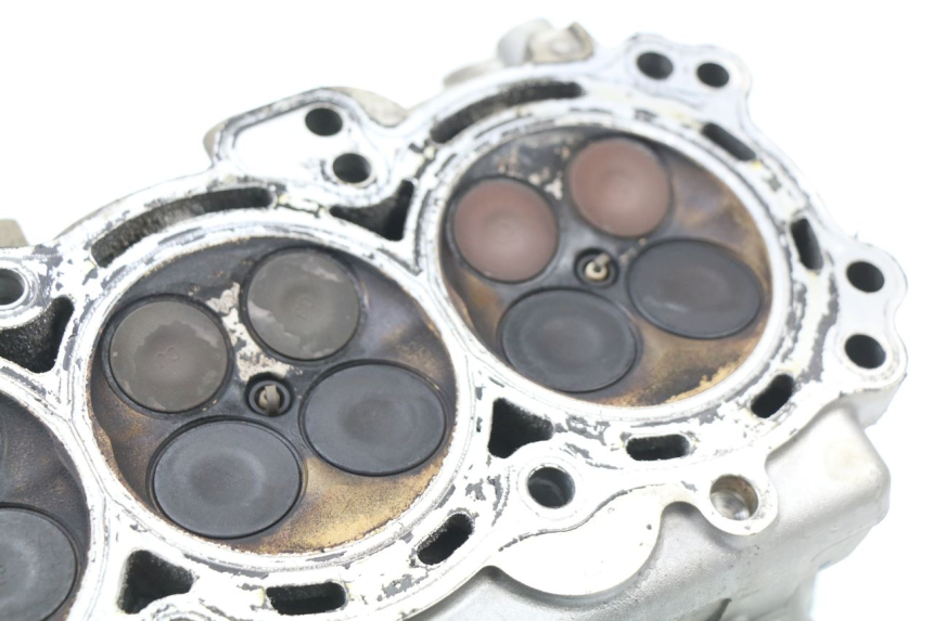 photo de Testata HONDA CBR 929 RR FIREBLADE 900 (2000 - 2001) - Primo piano ad alta risoluzione