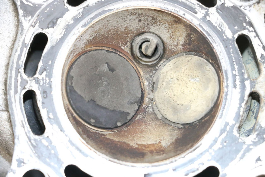 photo de Testata HONDA FES S-WING SWING ABS 125 (2007 - 2015)