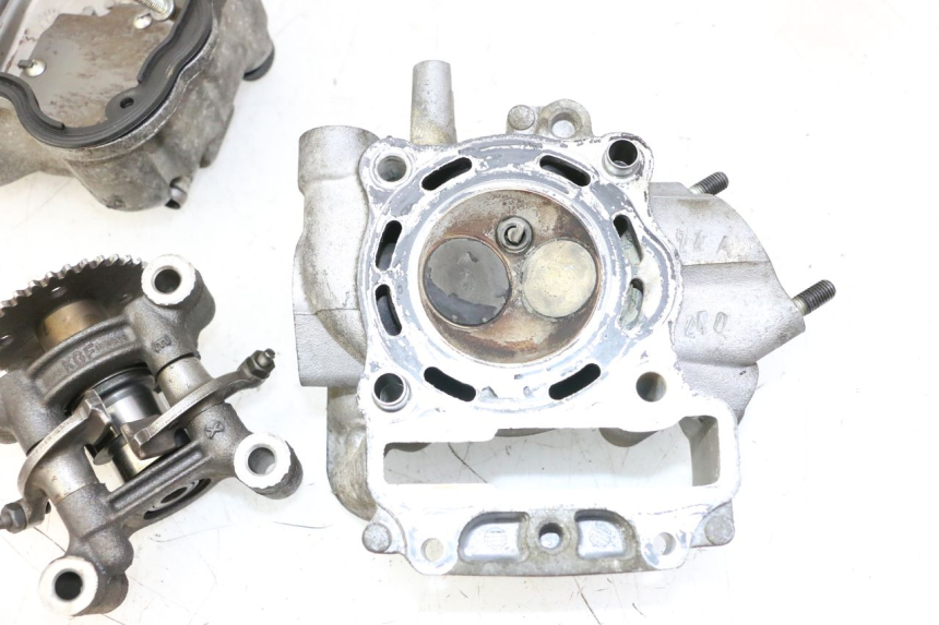 photo de Testata HONDA FES S-WING SWING ABS 125 (2007 - 2015)