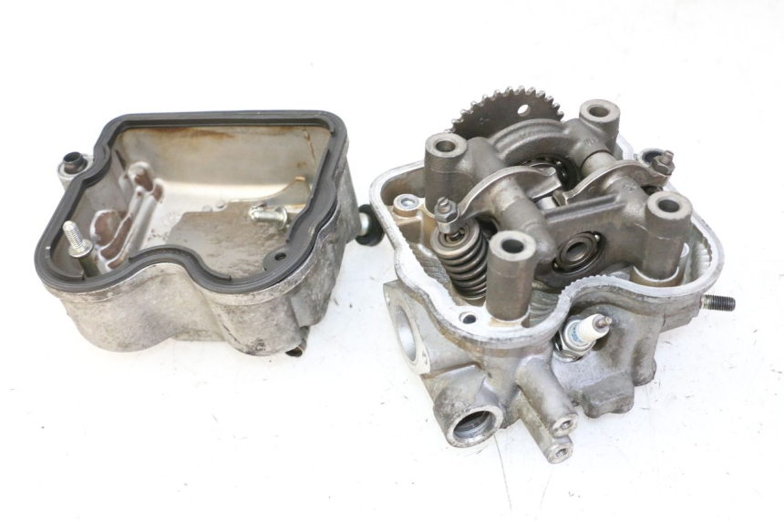 photo de Testata HONDA FES S-WING SWING ABS 125 (2007 - 2015)