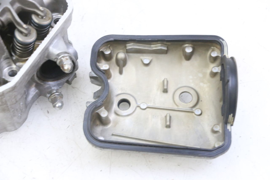 photo de TESTATA HONDA FORZA ABS 300 (2013 - 2019)