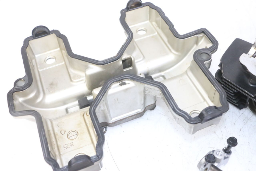 photo de TESTATA SUZUKI GS GSE 500 (2001 - 2003)