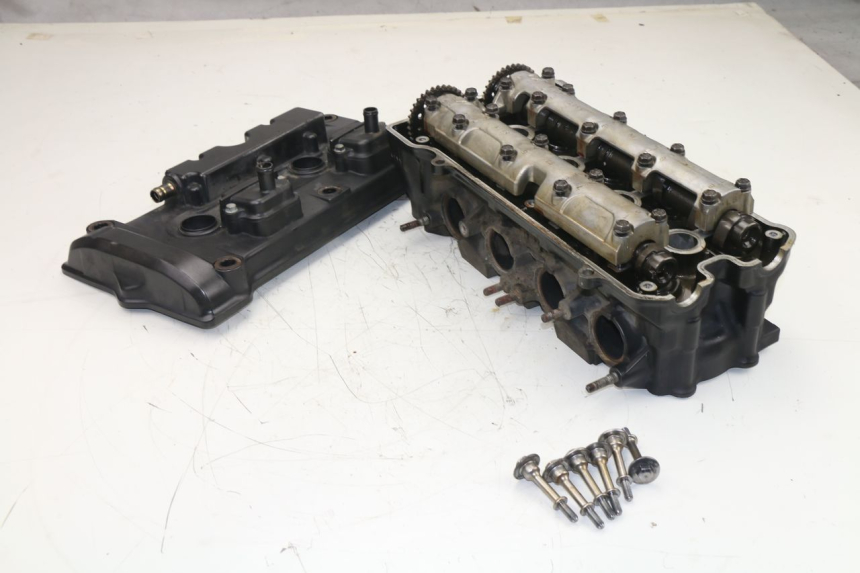photo de Testata HONDA CBF N 600 (2004 - 2007)