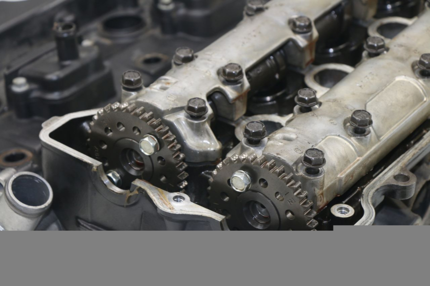 photo de Testata HONDA CBF N 600 (2004 - 2007)