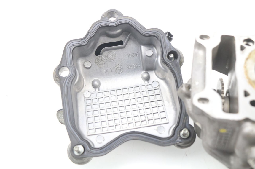 photo de TESTATA PIAGGIO MP3 LT 300 (2010 - 2016)