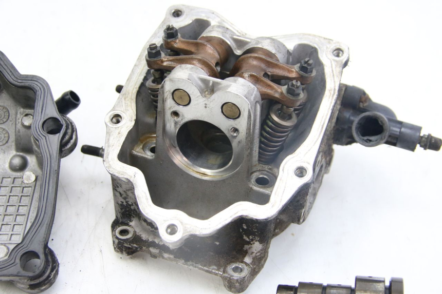 photo de TESTATA PIAGGIO MP3 125 (2006 - 2014)