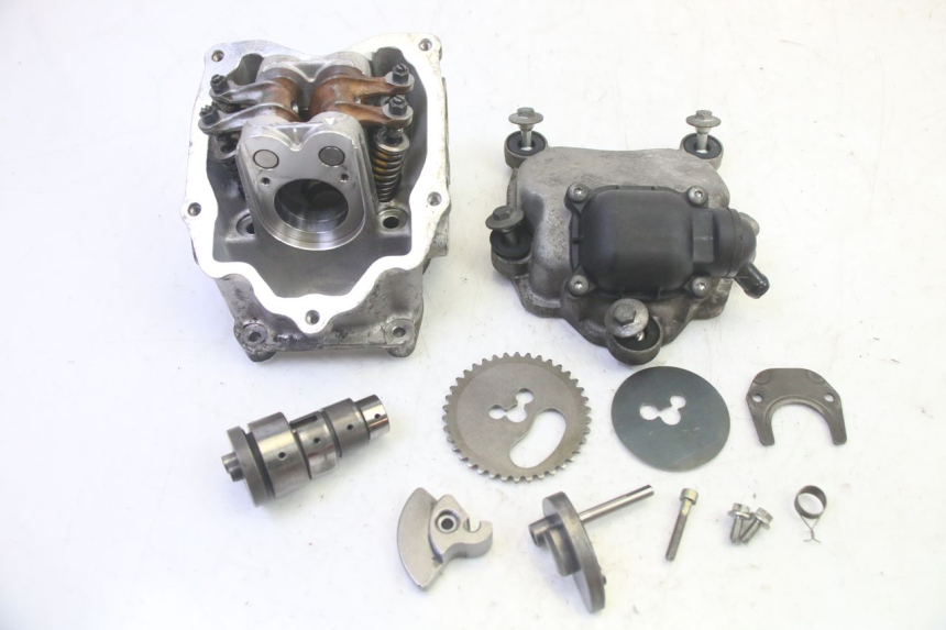 photo de TESTATA PIAGGIO MP3 RL 250 (2007 - 2010) - Altra vista dell'articolo