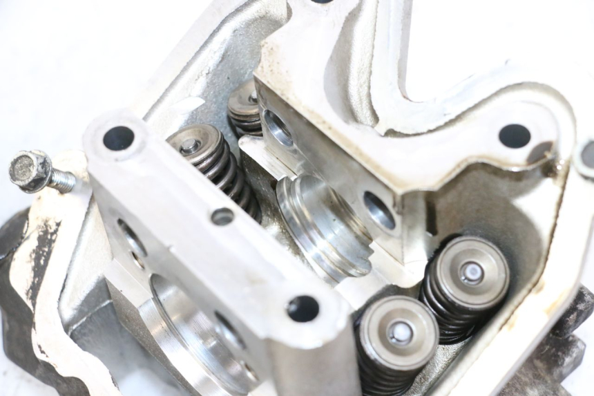 photo de TESTATA PEUGEOT SATELIS 125 (2013 - 2018)