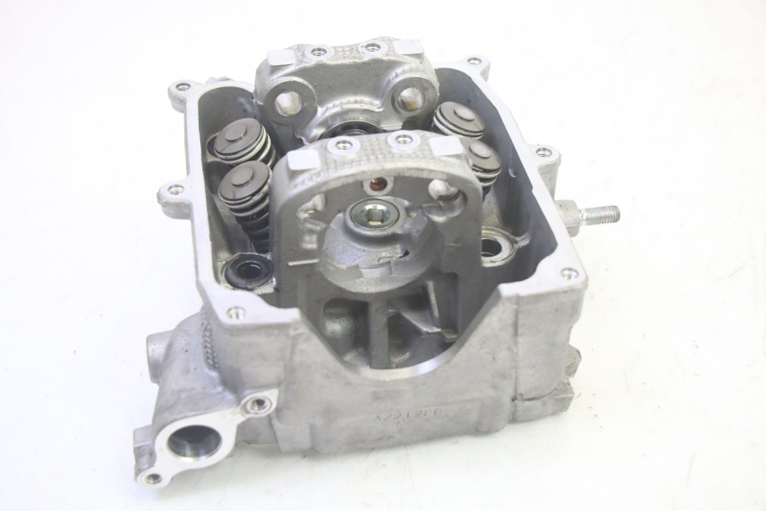 photo de TESTATA YAMAHA TRICITY 300 (2020 - 2024) - Zoom sullo stato d'uso