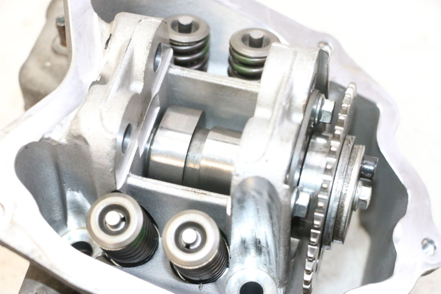 photo de TESTATA PIAGGIO XEVO - X EVO 125 (2007 - 2016)