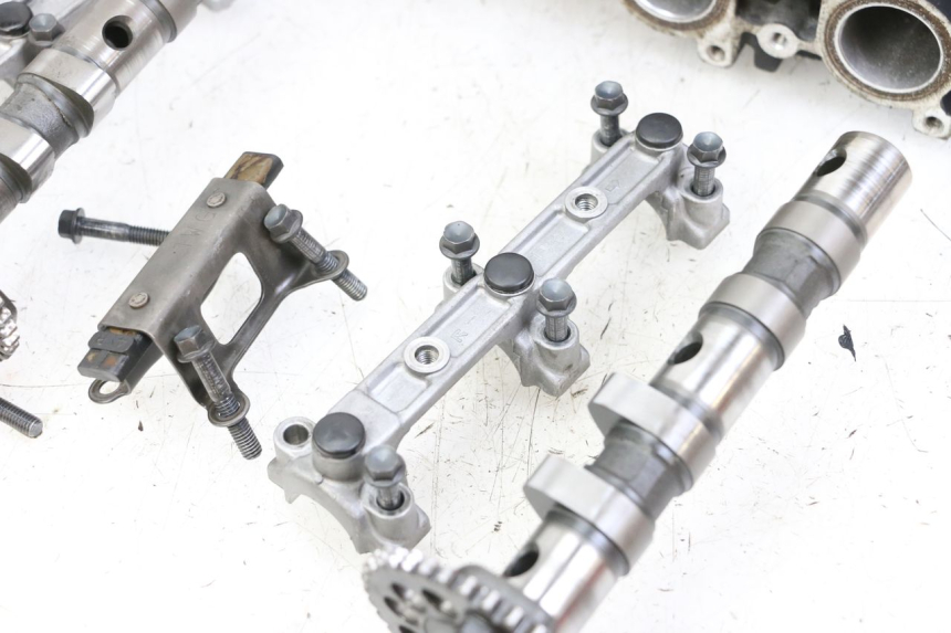 photo de TESTATA YAMAHA FZS FAZER 600 (2001 - 2003)