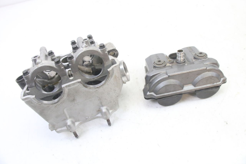 photo de TESTATA YAMAHA YZ-F YZF 250 (2007 - 2013)