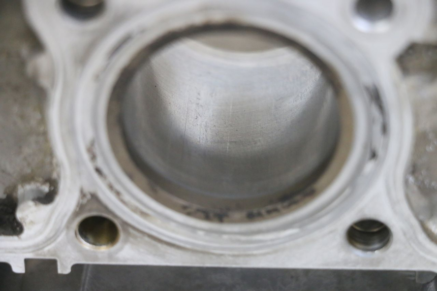 photo de CYLINDRO PISTONE KYMCO AGILITY 16+ 4T 50 (2018 - 2023) - Primo piano tecnico