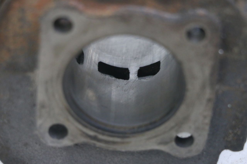 photo de CYLINDRO PISTONE MBK BOOSTER SPIRIT NAKED 50 (2004 - 2017)
