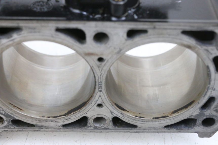 photo de CILINDRO PISTONE MV AGUSTA BRUTALE R WALLY 910 (2008 - 2008) - Altra angolazione