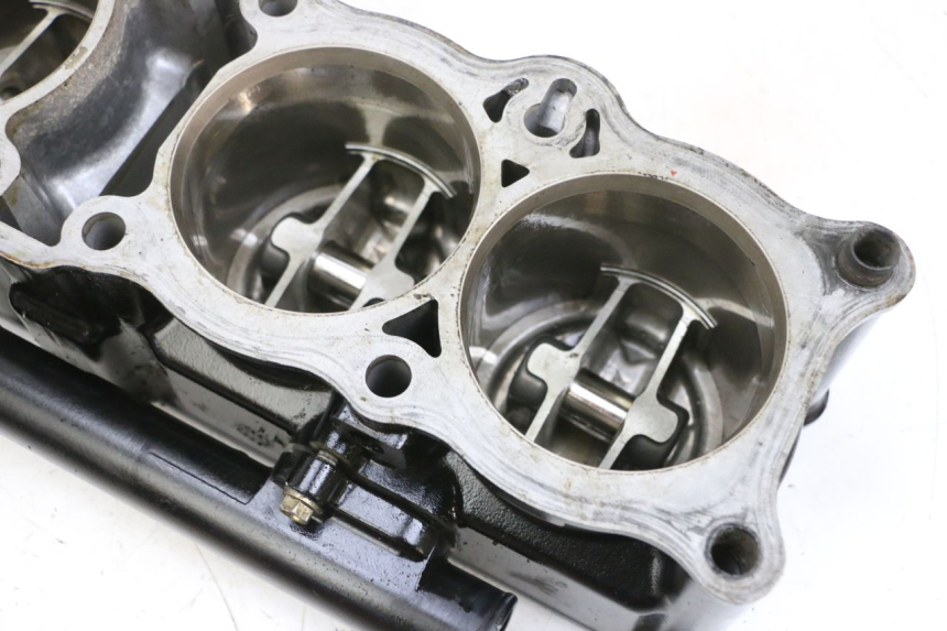 photo de CILINDRO PISTONE MV AGUSTA BRUTALE R WALLY 910 (2008 - 2008) - Vista d'insieme del prodotto