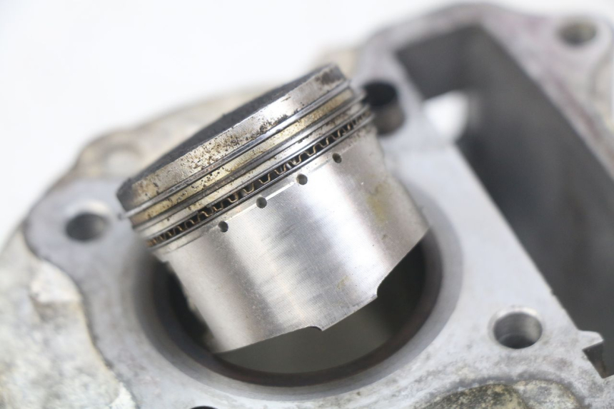 photo de CILINDRO PISTONE BAOTIAN BT 50 QT-12 50 (2007 - 2009)