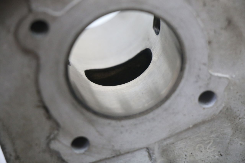 photo de CILINDRO PISTONE PEUGEOT KISBEE 2T 50 (2018 - 2022)