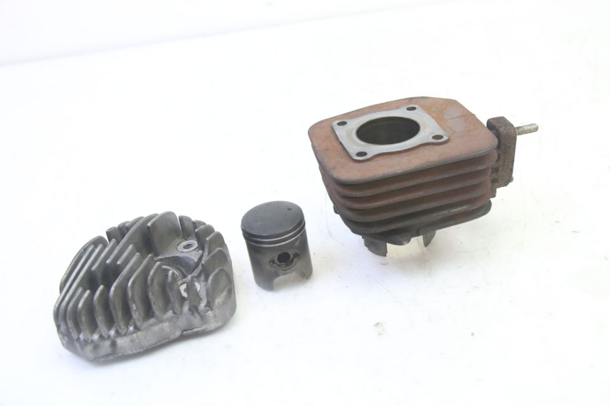photo de CILINDRO PISTONE PEUGEOT KISBEE 2T 50 (2010 - 2017)