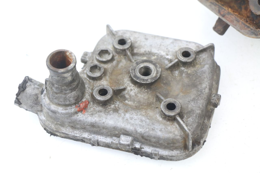 photo de CILINDRO PISTONE PEUGEOT LUDIX BLASTER 50 (2006 - 2014) - Stato della superficie e materiale