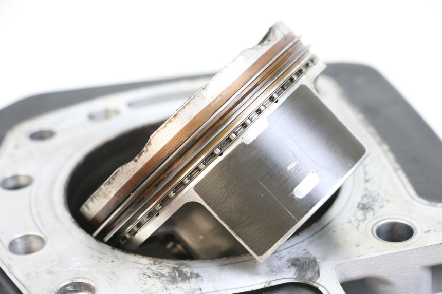 photo de CILINDRO PISTONE MOTO GUZZI NORGE 8V GT 1200 (2011 - 2016)