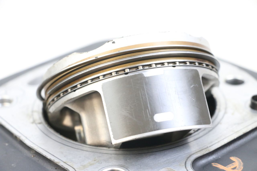 photo de CILINDRO PISTONE MOTO GUZZI NORGE 8V GT 1200 (2011 - 2016)