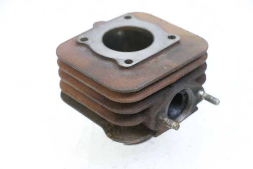 photo de CILINDRO PISTONE PIAGGIO NEW TYPHOON 50 (2010 - 2017) - Primo piano tecnico