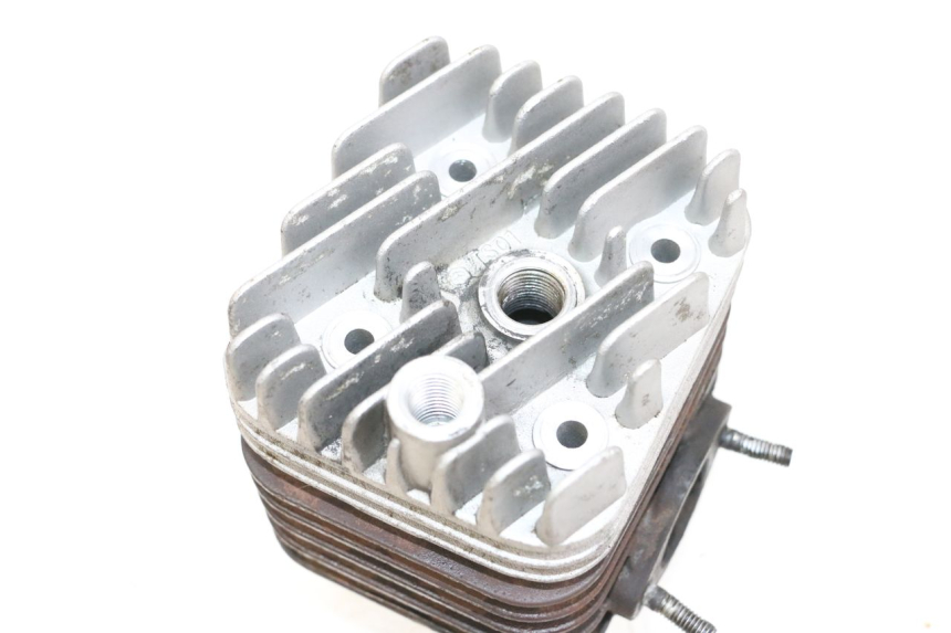 photo de CILINDRO PISTONE PIAGGIO NEW TYPHOON 50 (2018 - 2021) - Primo piano tecnico