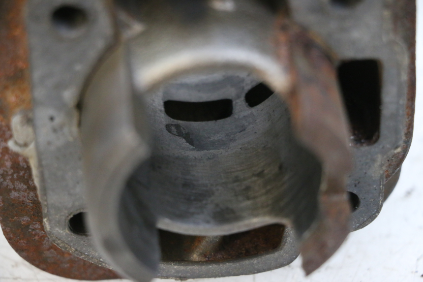 photo de CILINDRO PISTONE SYM ORBIT 2 50 (2008 - 2014) - Altra angolazione