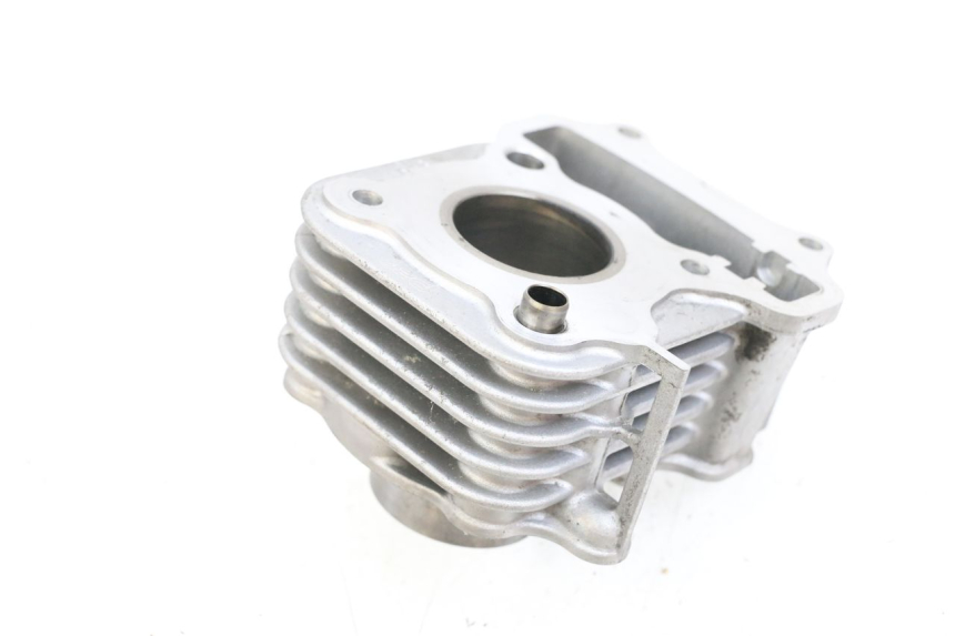 photo de CILINDRO PISTONE SYM ORBIT III 3 4T 50 (2018 - 2021) - Ricambio usato controllato