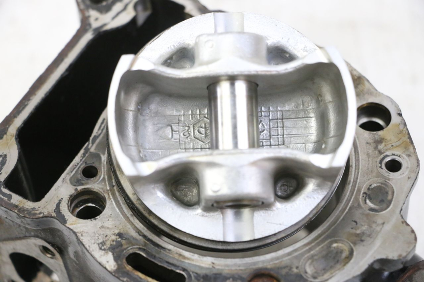 photo de CILINDRO PISTONE PIAGGIO VESPA GRANTURISMO 200 (2004 - 2005)