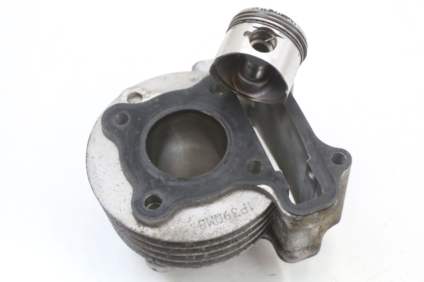 photo de CILINDRO PISTONE EUROCKA R8 4T 50 (2013 - 2022)