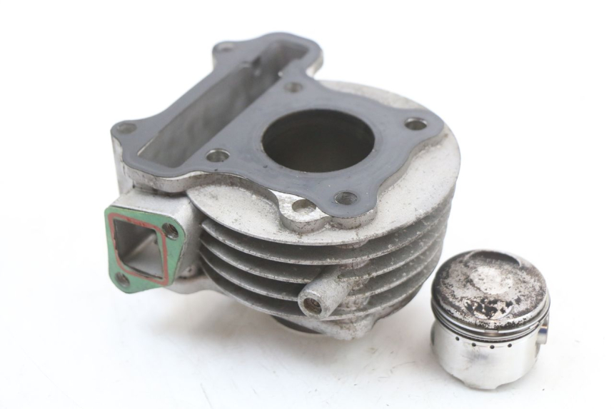 photo de CILINDRO PISTONE EUROCKA R8 4T 50 (2013 - 2022)