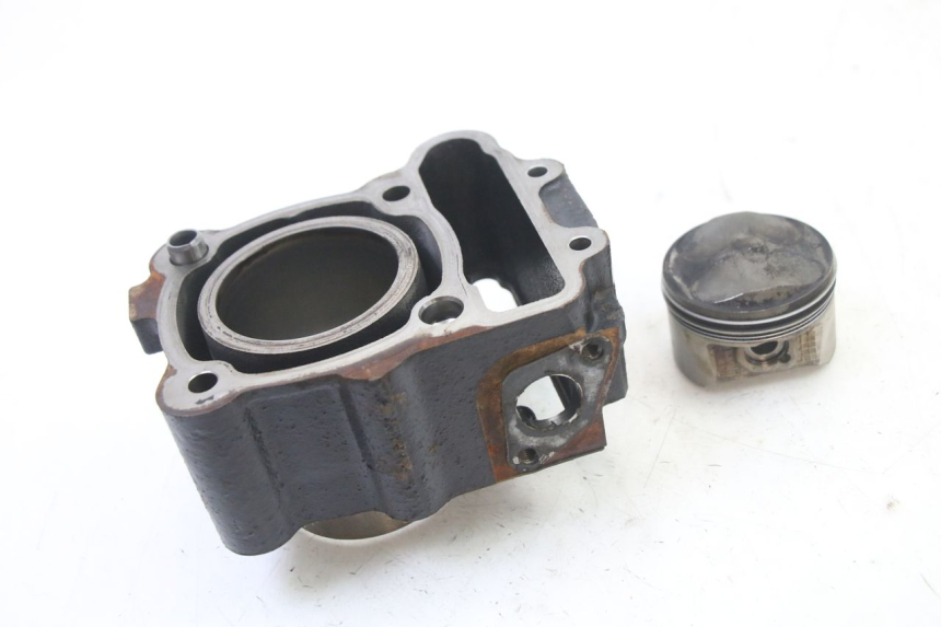 photo de CILINDRO PISTONE PEUGEOT SATELIS 125 (2013 - 2018)
