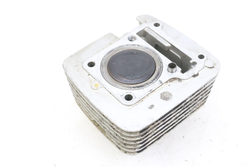 photo de CILINDRO PISTONE YAMAHA TTR 125 (2000 - 2020) - Zoom sullo stato d'uso