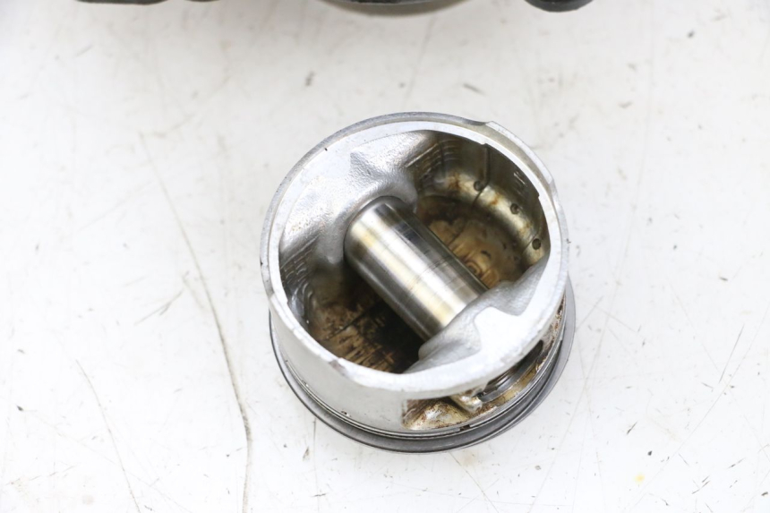 photo de CYLINDRE PISTON YAMAHA YP MAJESTY 125 (2002 - 2006) - Altra vista dell'articolo