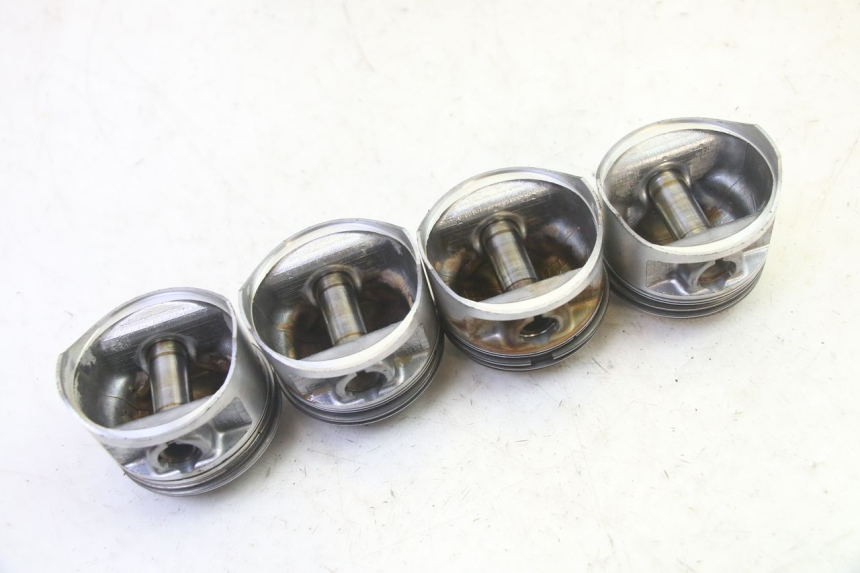 photo de CILINDRO PISTONE KAWASAKI ZR 7 750 (1999 - 2001) - Vista principale