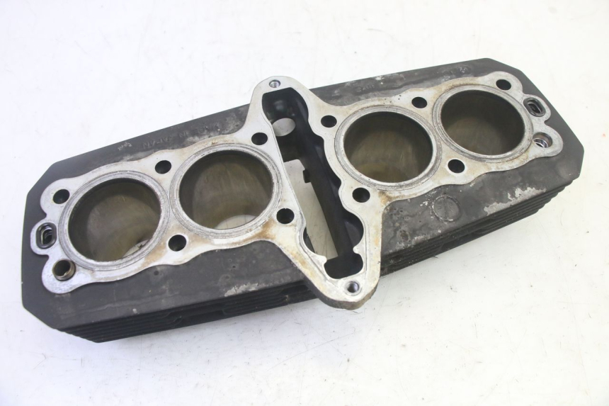 photo de CILINDRO PISTONE KAWASAKI ZR 7 750 (1999 - 2001) - Stato della superficie e materiale