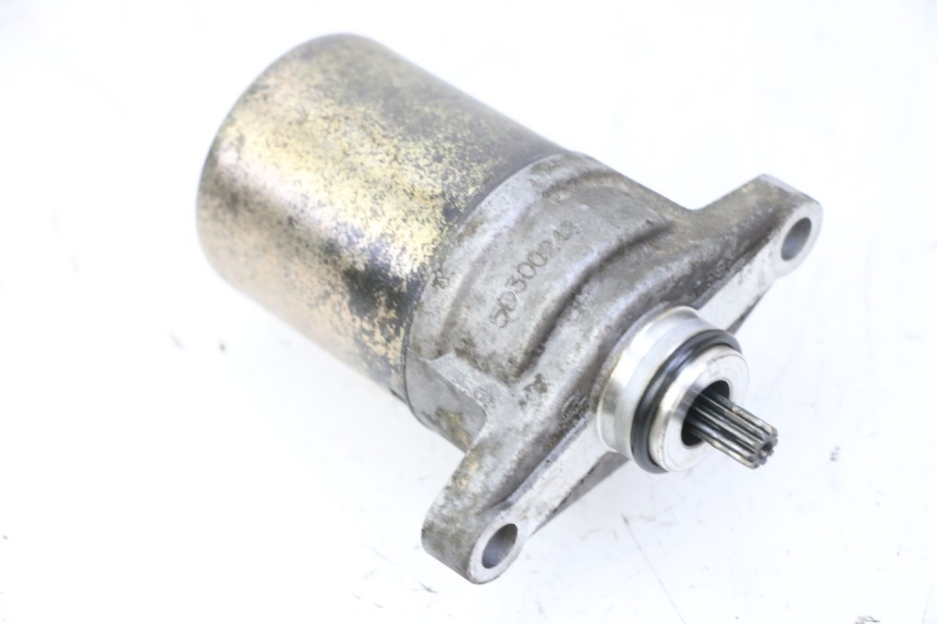 photo de AVVIATORE KYMCO AGILITY NAKED RENOUVO 2T 50 (2011 - 2018)