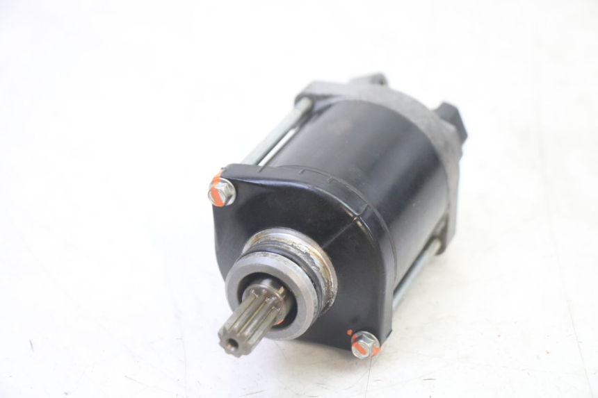 photo de AVVIAMENTO SUZUKI GSR 750 (2011 - 2017)