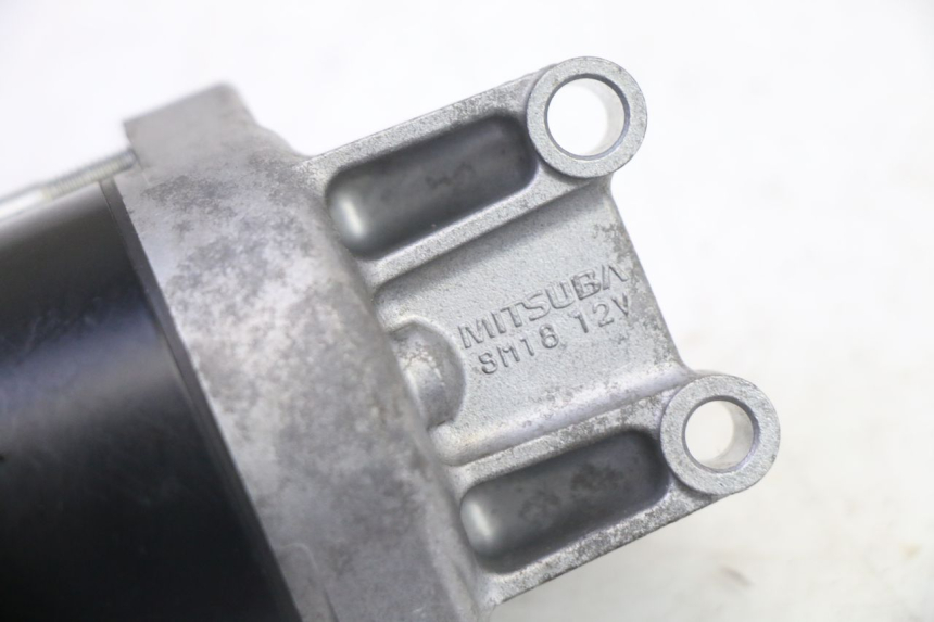 photo de AVVIAMENTO SUZUKI GSR 750 (2011 - 2017)