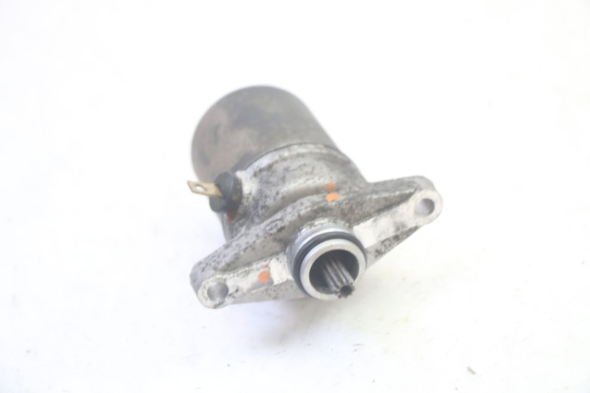 photo de AVVIATORE PEUGEOT KISBEE 4T 50 (2018 - 2022) - Vista d'insieme del prodotto