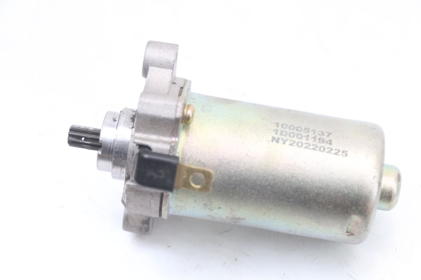 photo de AVVIAMENTO PIAGGIO VESPA PRIMAVERA 4T 50 (2021 - 2024)