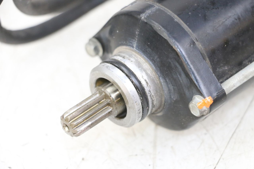 photo de AVVIAMENTO SUZUKI GSR 750 (2011 - 2017)