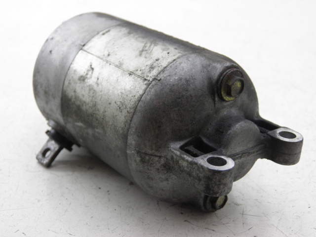 photo de AVVIATORE YAMAHA YP MAJESTY 125 (1998 - 2001)