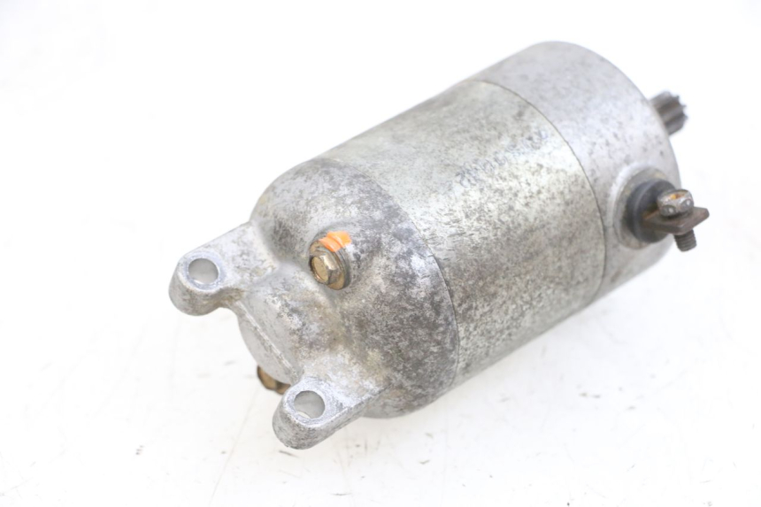 photo de AVVIATORE YAMAHA YP MAJESTY 125 (2002 - 2006) - Altra angolazione