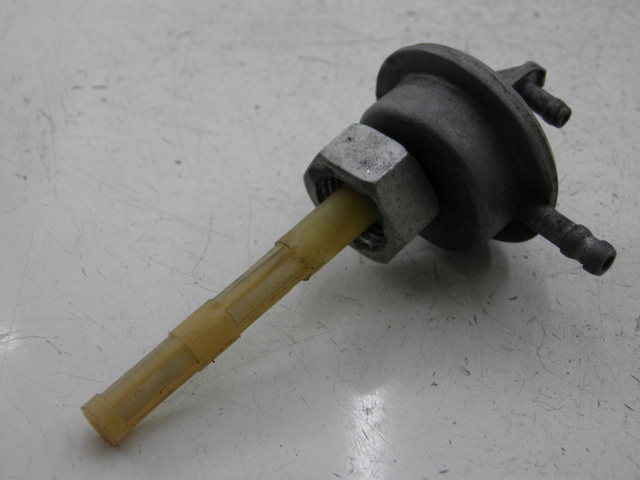 photo de DEPRESSIONE SERBATOIO KYMCO AGILITY 4T 50 (2005 - 2018)